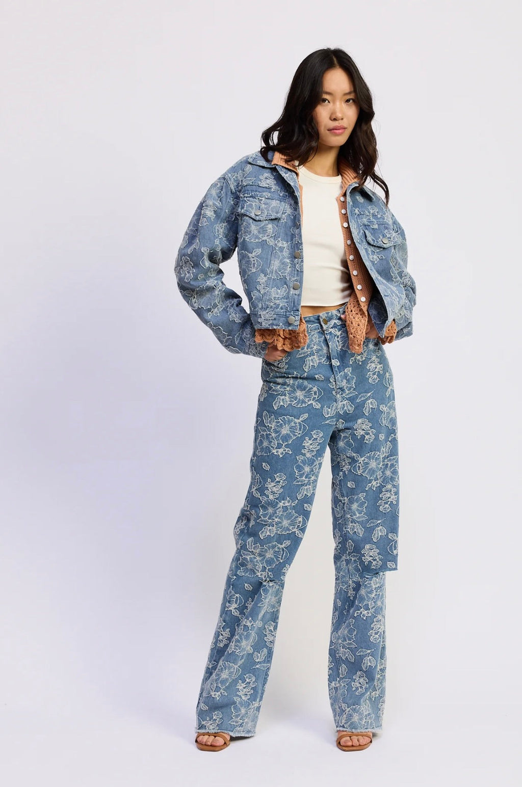 Medium Wash Floral Jacquard Crop