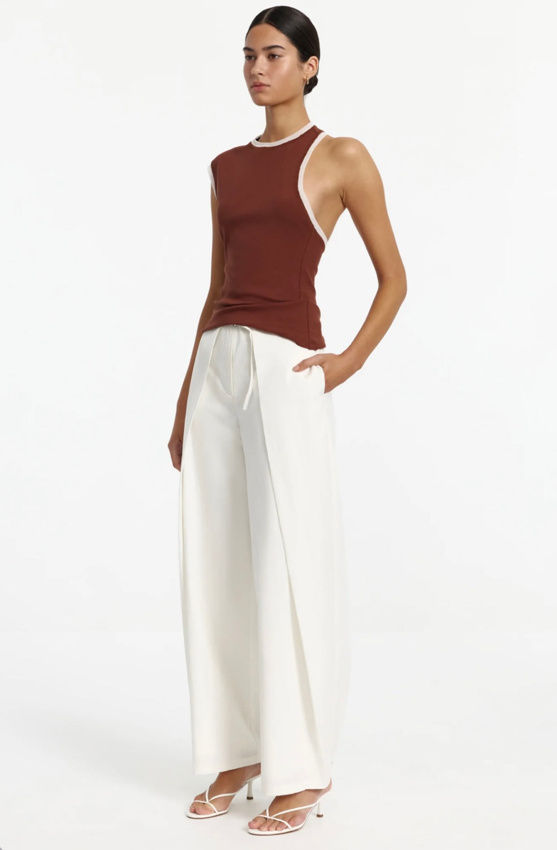 Diagonal Strapping with Contrast Binding Pullover