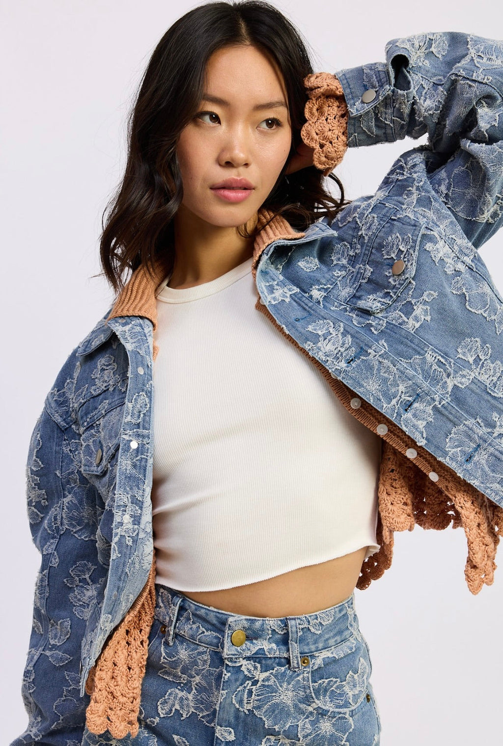 Medium Wash Floral Jacquard Crop