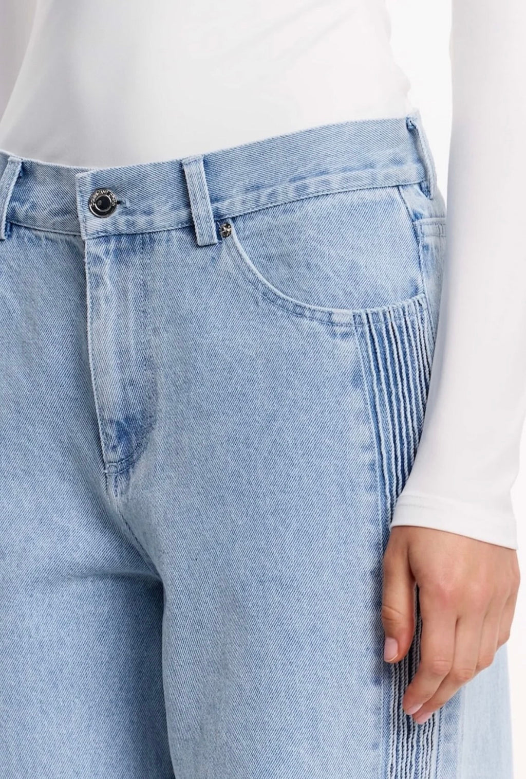 Blue Wash High-Rise Straight-Leg Slouchy Jeans