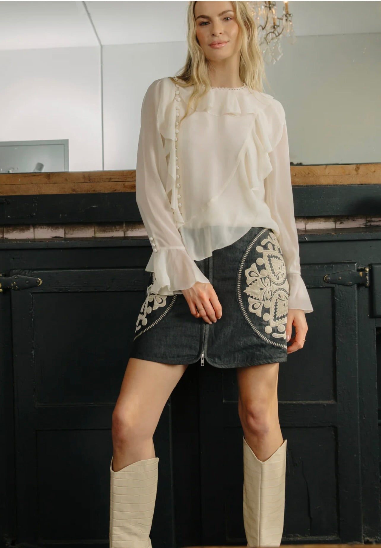 Day-to-Night Seamless Elegance Skirt