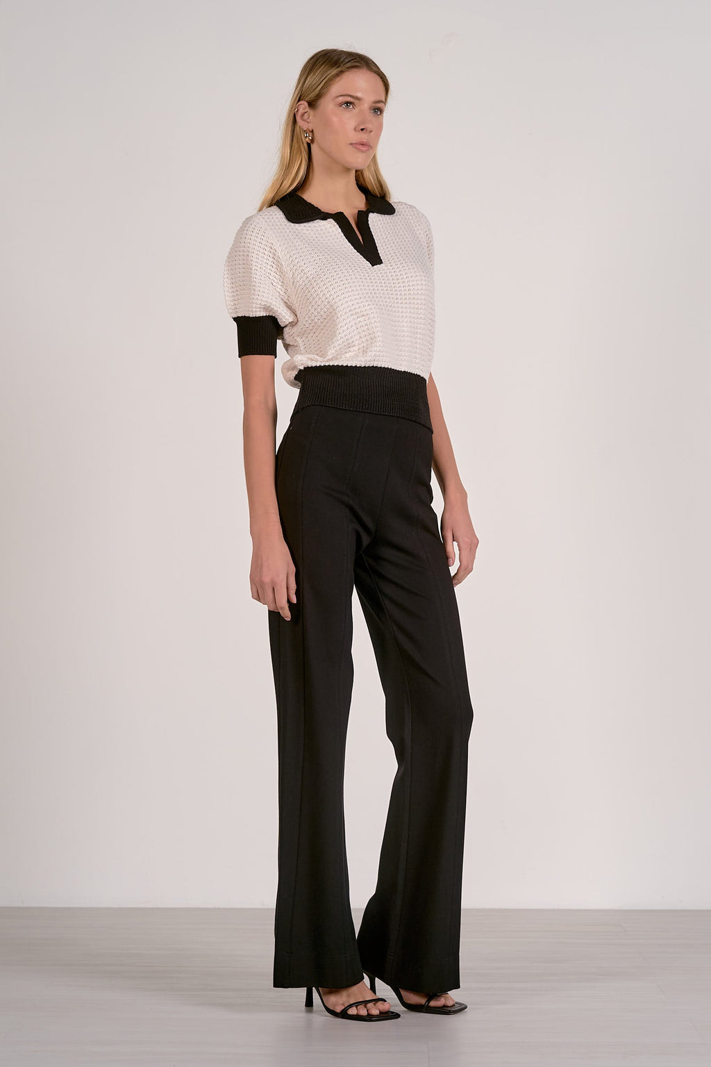Delicate Crochet Trim Short-Sleeve Top