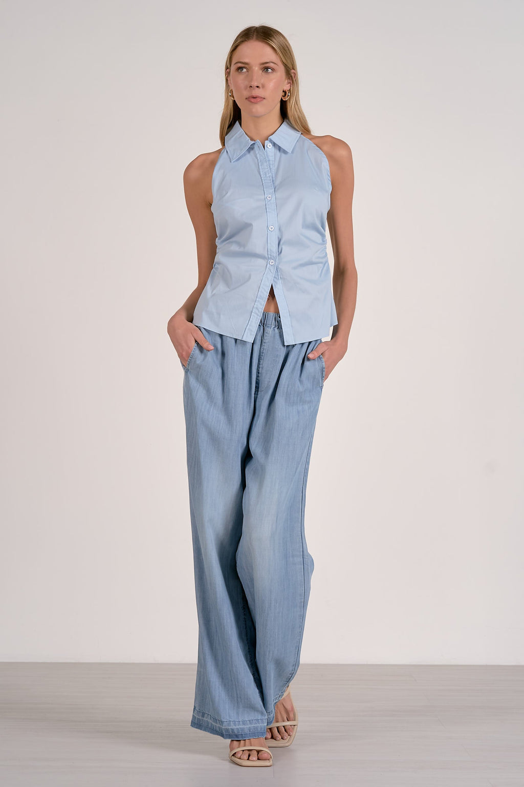 Structured-Collar Office-to-Weekend Tank