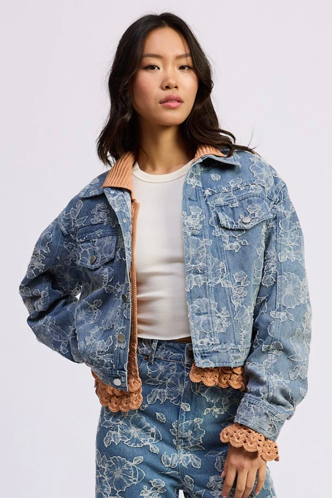 Medium Wash Floral Jacquard Crop