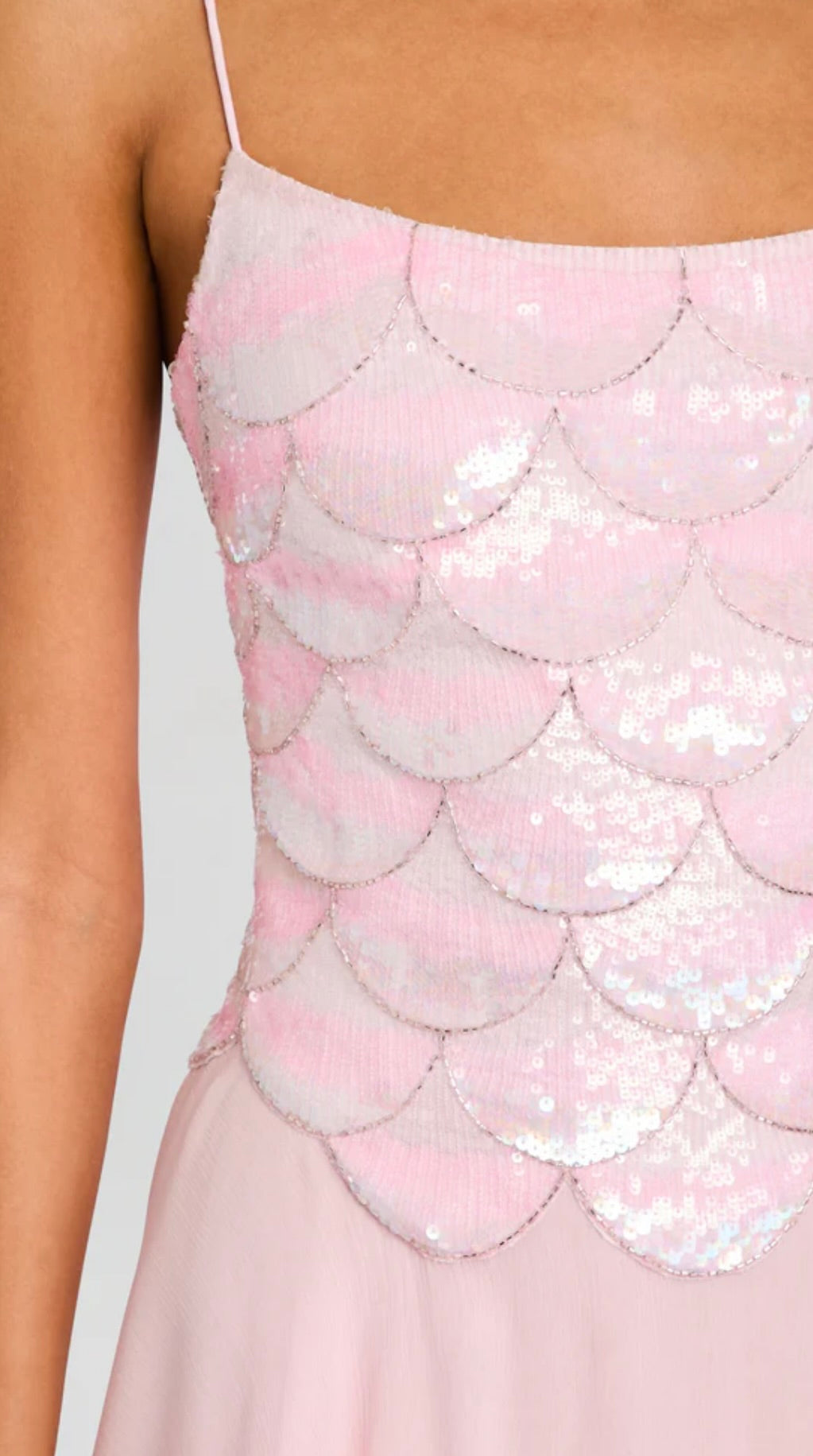 Rosa Scalloped Tiered