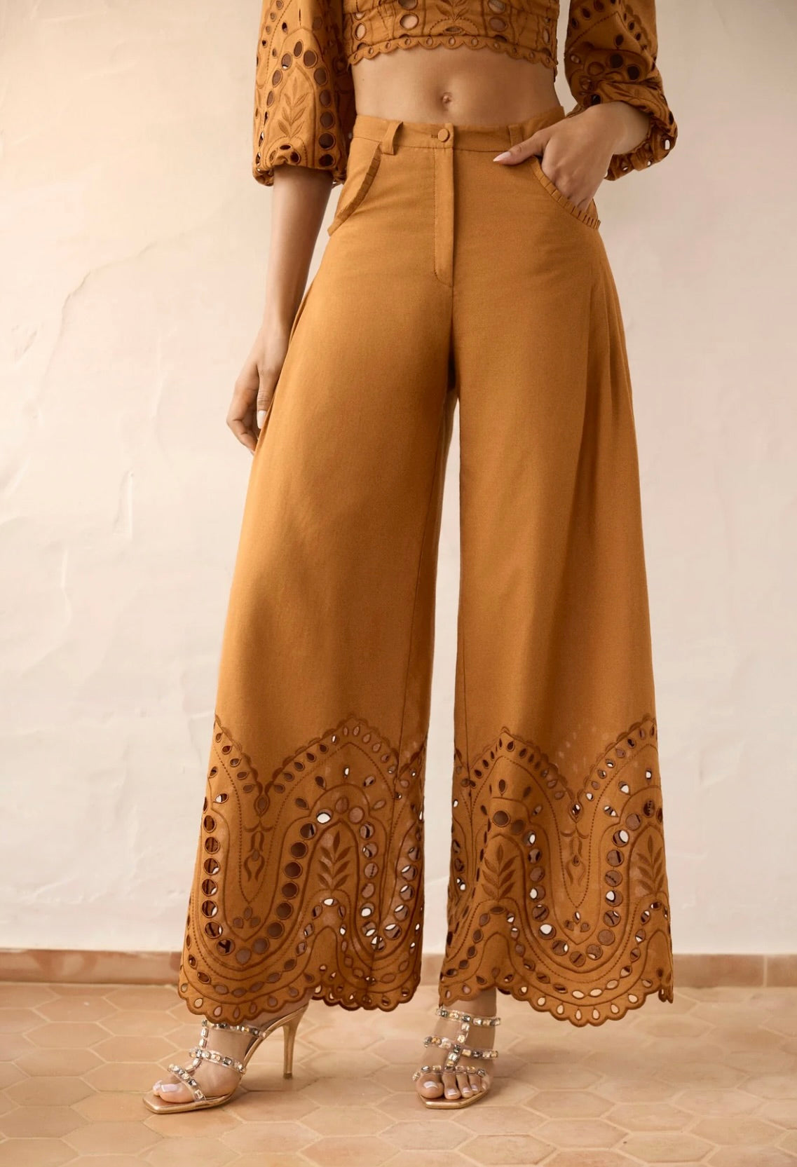 Brown Sealace Mid-Rise Wide-Leg Pleated Trousers