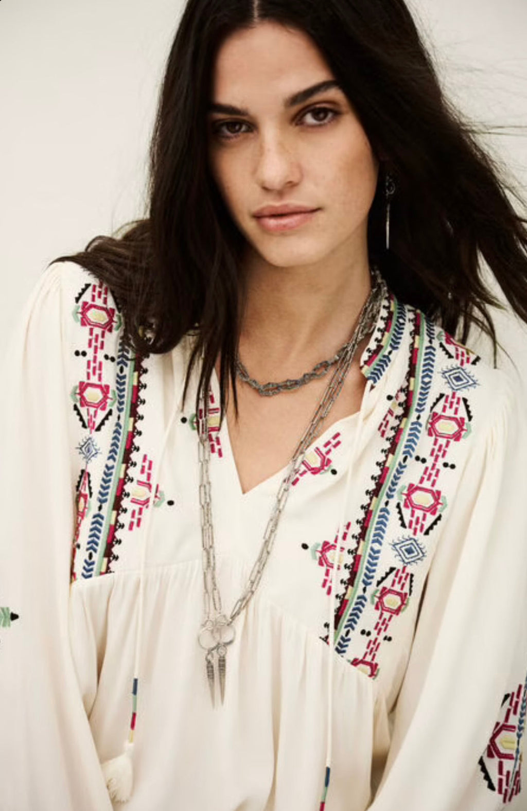 Ecru Embroidered Tie
