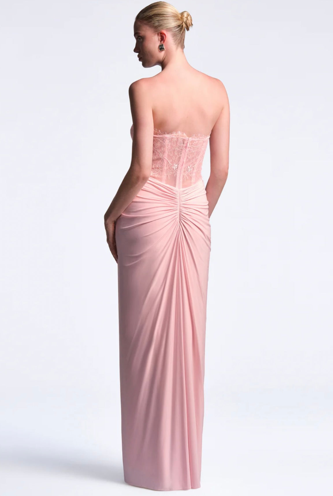 Quartz Lace Floor-Sweeping
