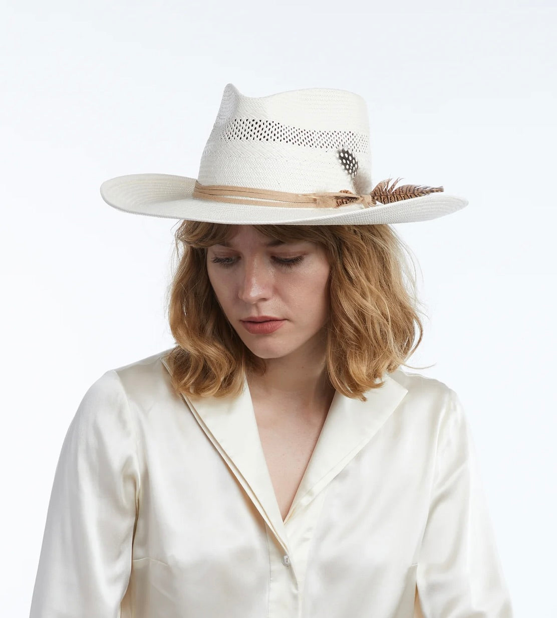 Ivory Toyo Straw Vented Crown Cowboy Hat