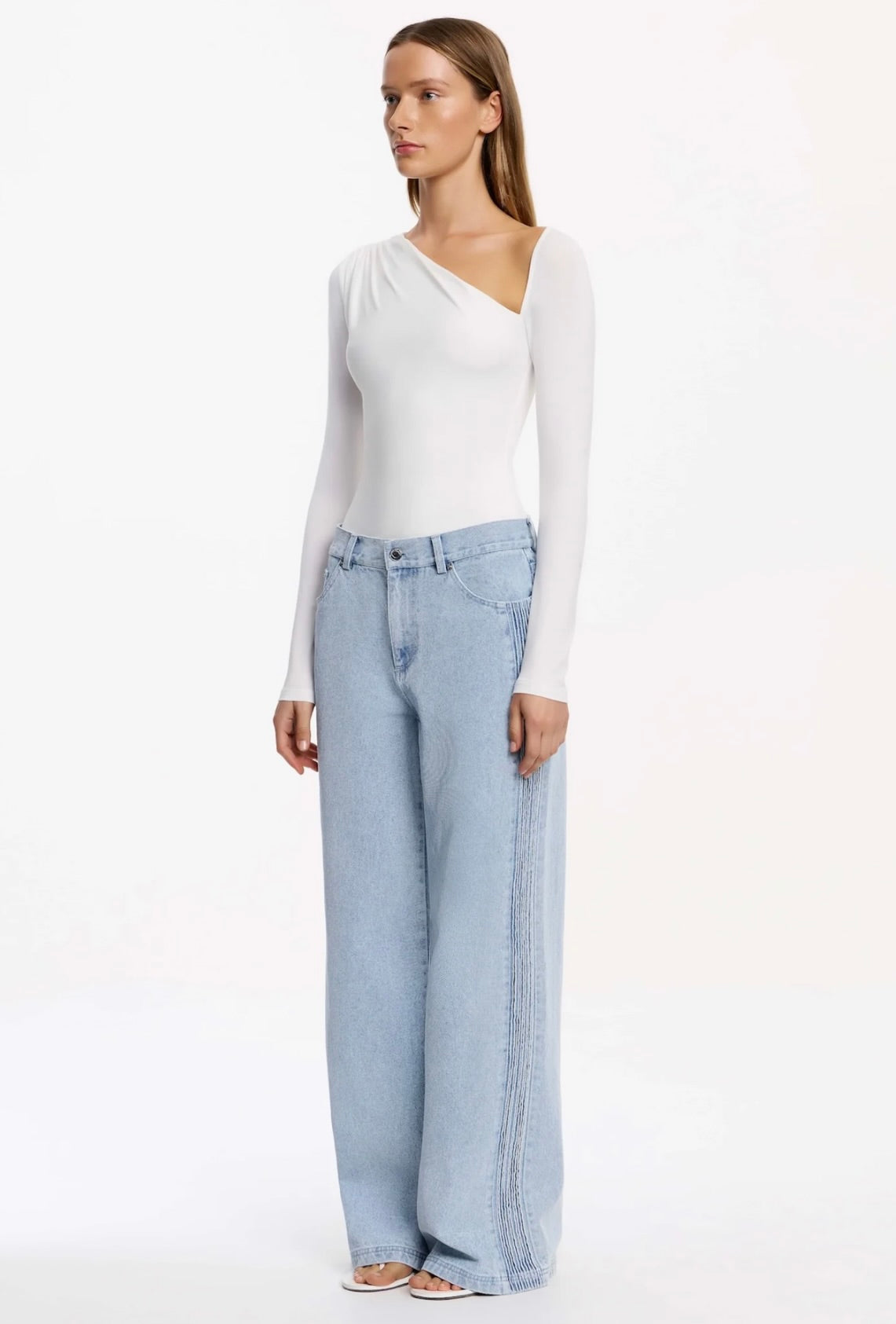 Blue Wash High-Rise Straight-Leg Slouchy Jeans